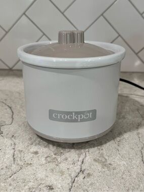 Mini Crockpot Neutral Beige